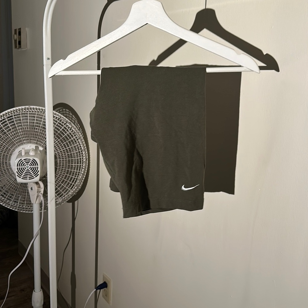 nike biker shorts